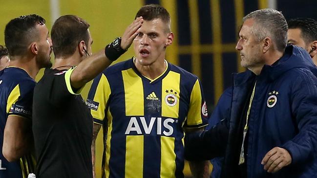 PFDK, Martin Skrtel'e 3 ma ceza verdi