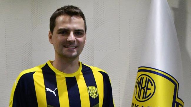 MKE Ankaragc; Ante Kulusic, Tyler Boyd ve Stelios Kitsiou'yu transfer etti