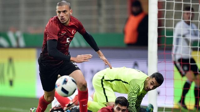 Merih Demiral Sassuolo ile 4,5 yllk anlama yapt