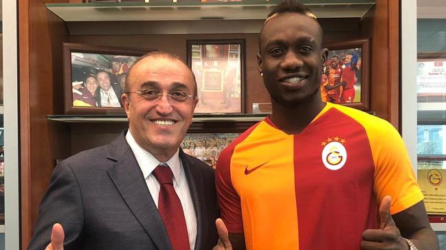 Galatasaray yeni forveti Mbaye Diagne'nin maliyetini aklad