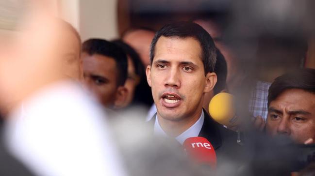 Guaido'ya gre Venezuelada i sava riski yok