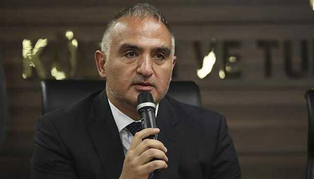 Bakan Ersoy: Hedefimizi 70 milyon turist ve 70 milyar dolar olarak yeniledik