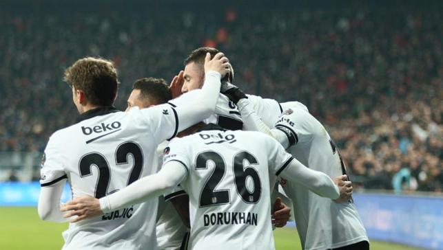 Beikta Bursaspor'u rahat geti! 2-0