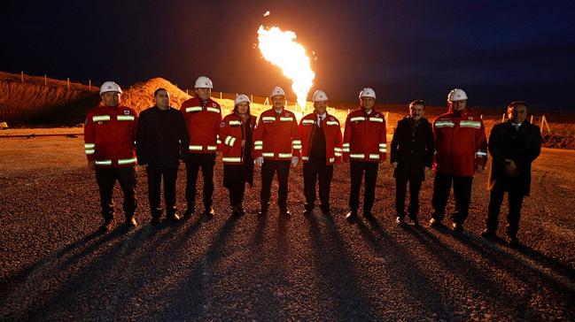 Bakan Dnmez: Kefettiimiz gaz sahalaryla cari amz 5 milyar lira azalacak