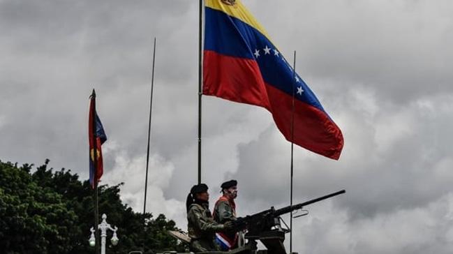Venezuela askerleri snrda konulandrlyor