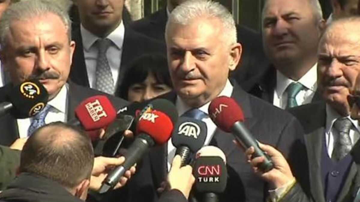 Binali Yldrm TBMM Bakan Mustafa entop'u Antkabir'de ziyaret etti