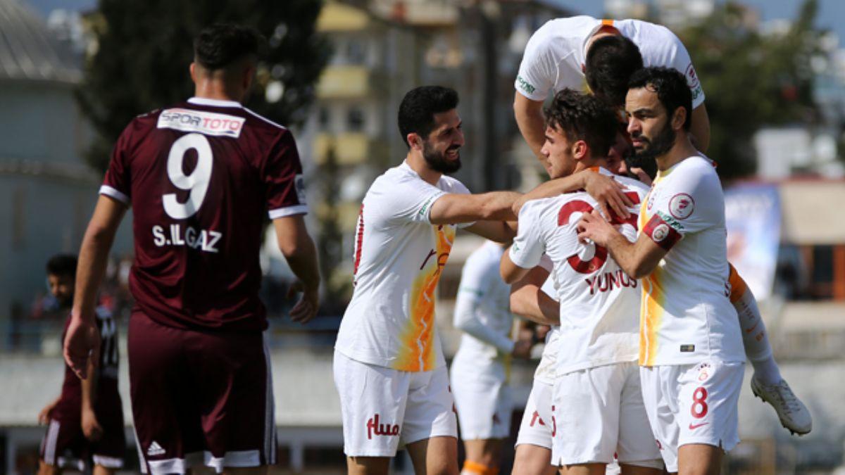 Galatasaray deplasmanda Hatayspor'a 4-2 malup olsa da kupada yar finale ykseldi