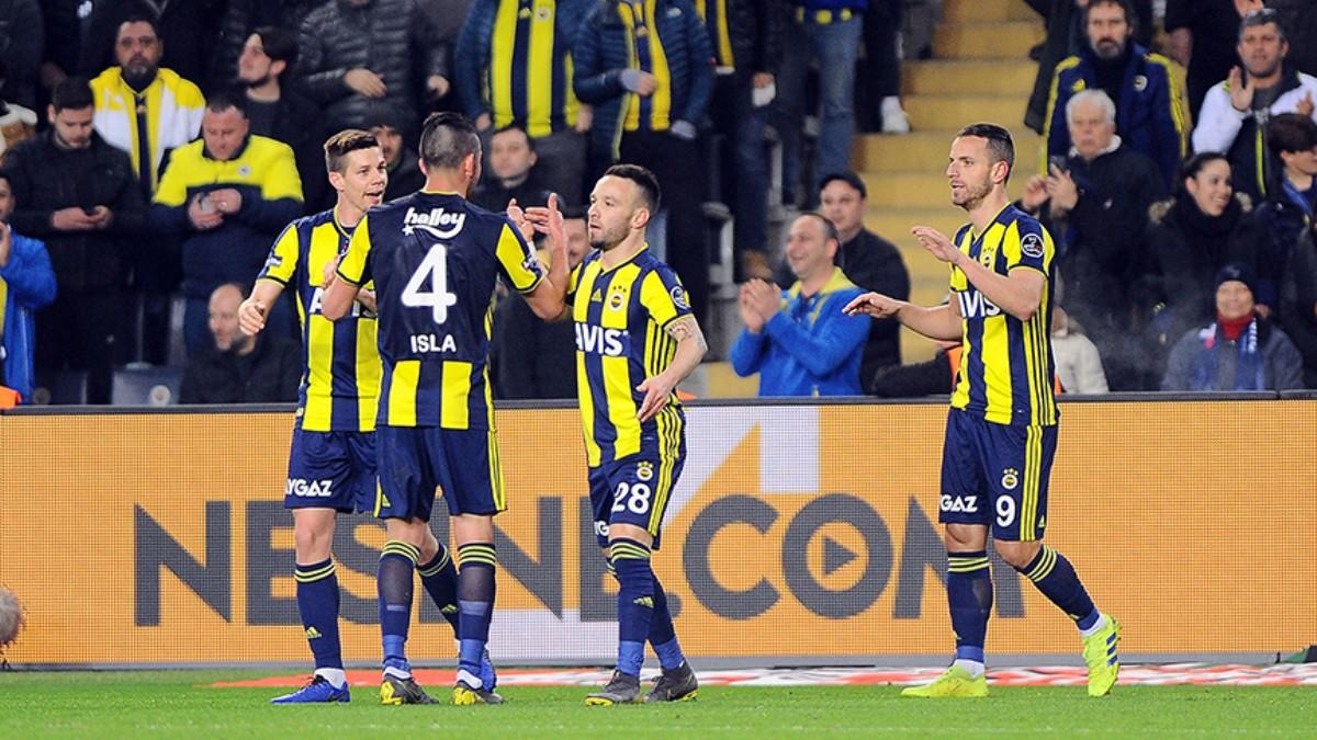 3 puan Fenerbahe'nin...Derbi sonras yzler yine gld