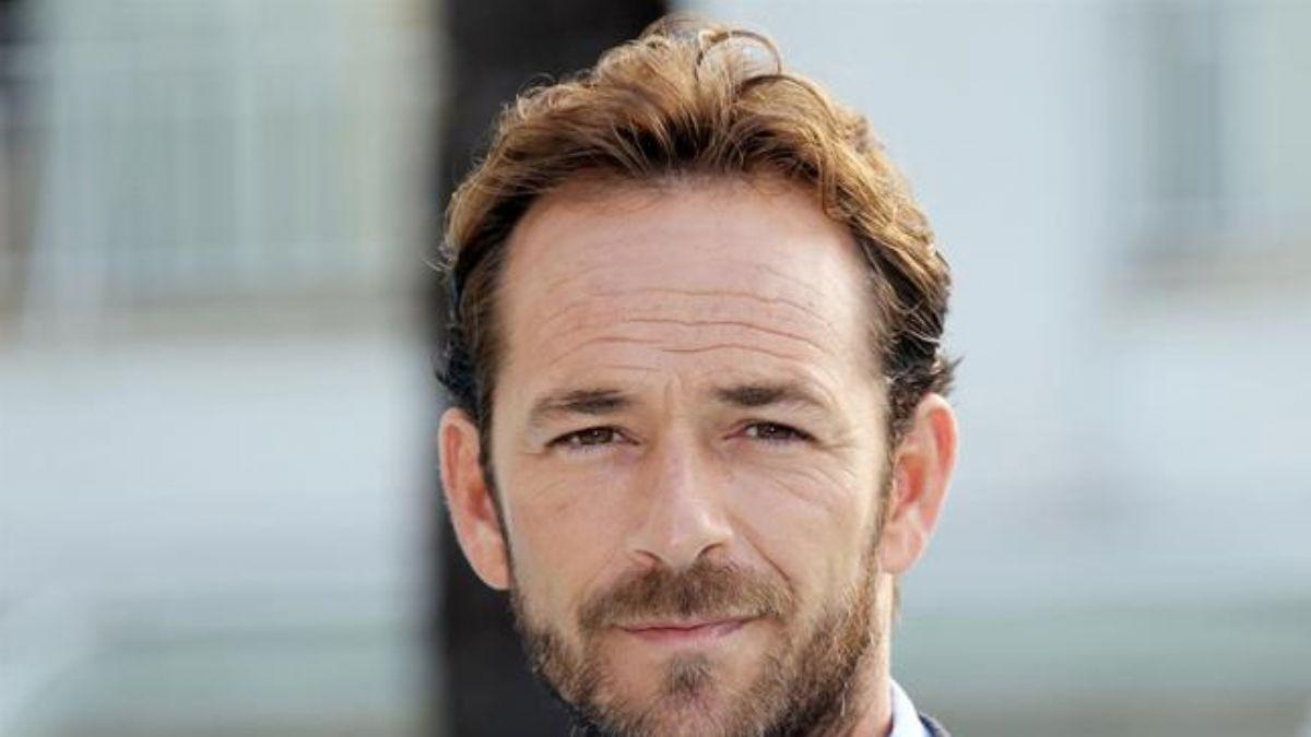 ABDli nl aktr Luke Perry hayatn kaybetti 