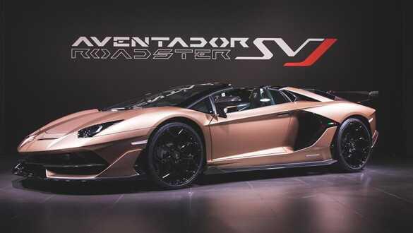 770 beygirlik üstü açık Lamborghini Cenevre’de gün yüzüne çıktı