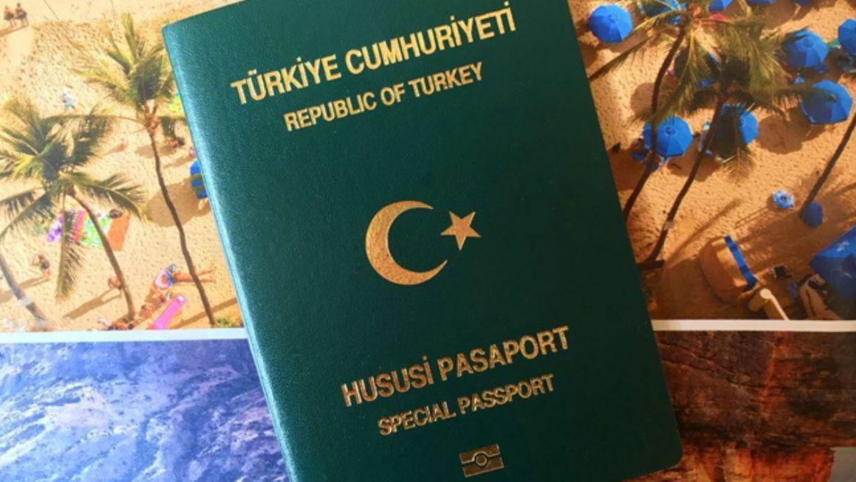 Bakan avuolu: Yeil pasaportun sresinin 4-5 yla karlmas son derece makul