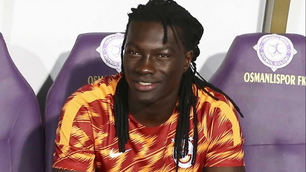 Galatasaray Gomis'i aryor