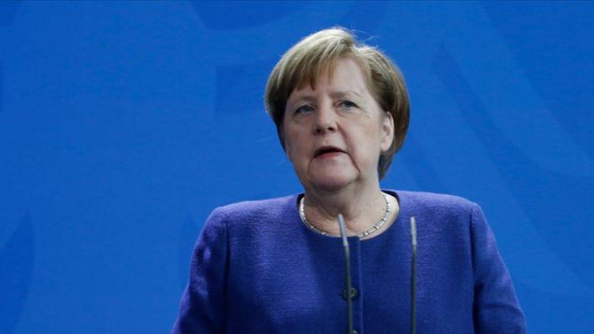 Merkel: ngiltere'nin AB'den dzenli ayrlmas ynndeki hedefimiz devam ediyor