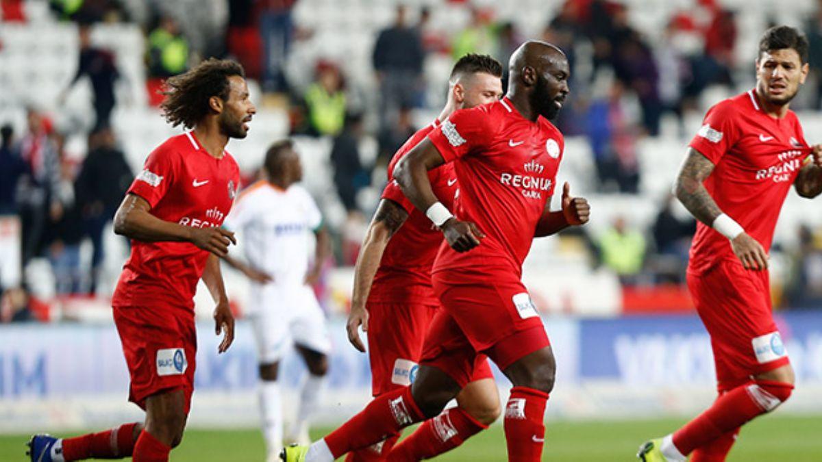 Antalyaspor'dan 3 goll galibiyet