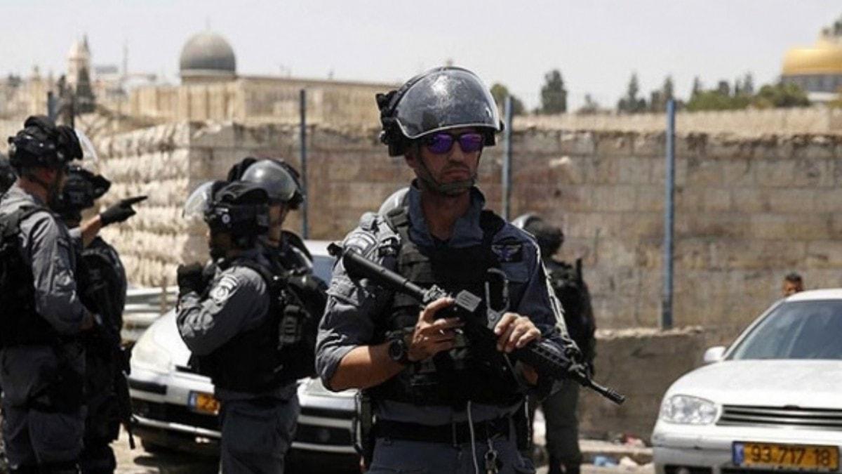 srail askerleri Bat eria'da 2 Filistinliyi ehit etti