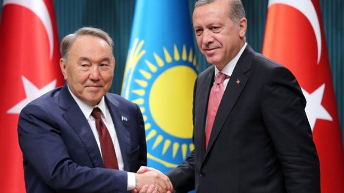 Bakan Erdoan, Nazarbayev ile telefonda grt