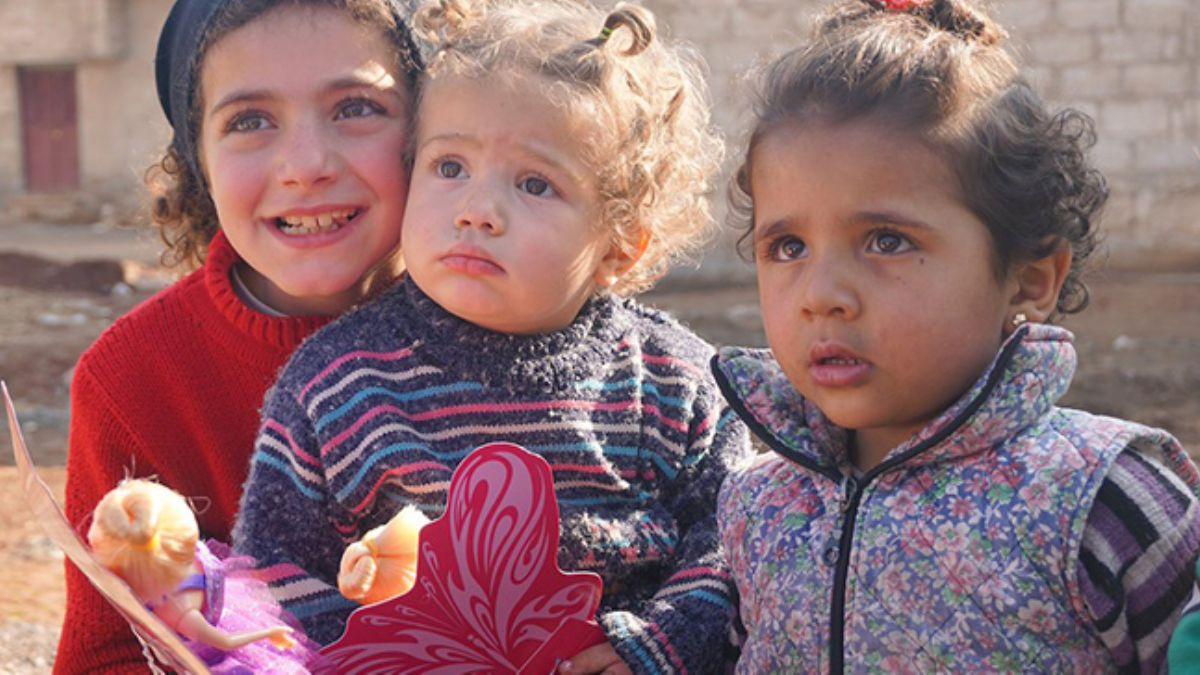 Oyuncaklarn Suriyeli ocuklara gnderdiler