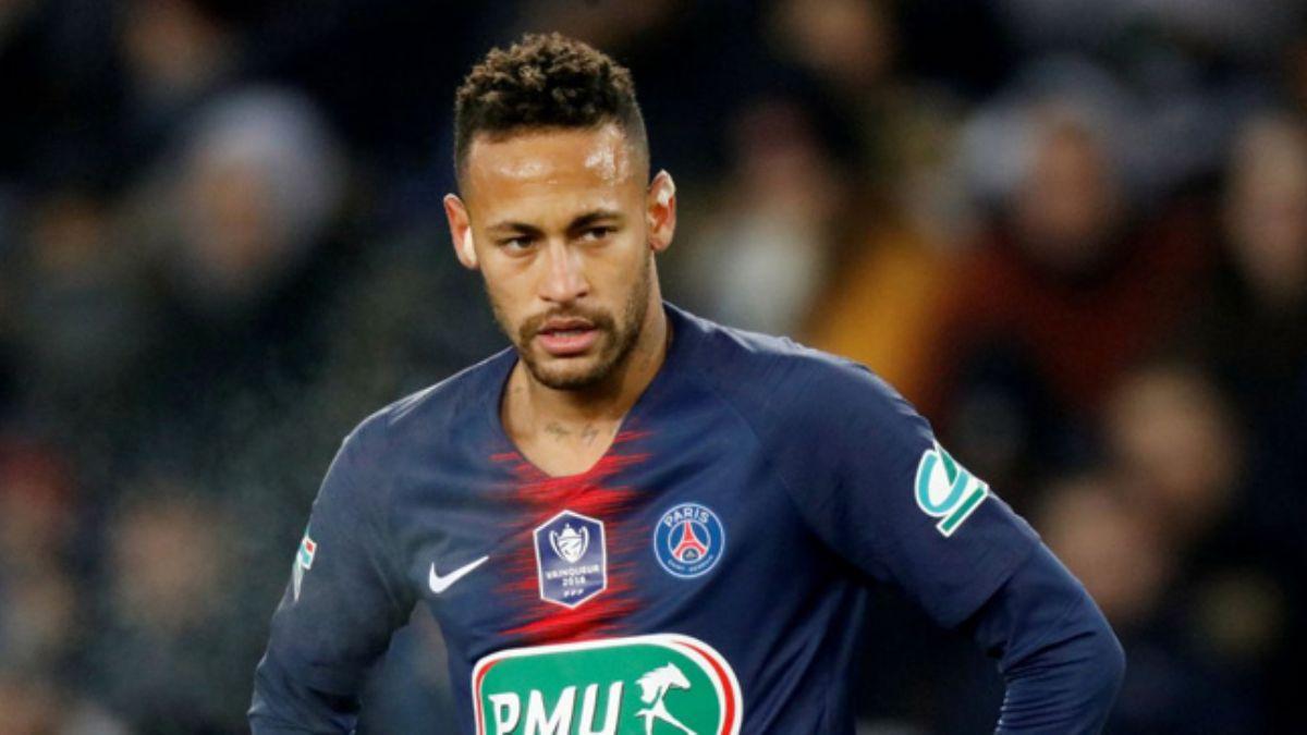 UEFA, Neymar' hakeme hakaret etmekten sulu buldu