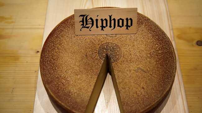 İsviçreli bilim insanları, hip hop müziği dinlettikleri peynirlerin biraz daha tatlı hale geldiği sonucuna vardı