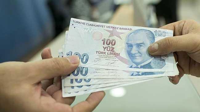 İŞKUR'dan üniversiteliye 2 bin 425 TL