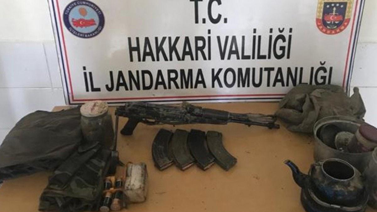 Hakkari'de terr rgt PKK'nn silah ve mhimmat ele geirildi