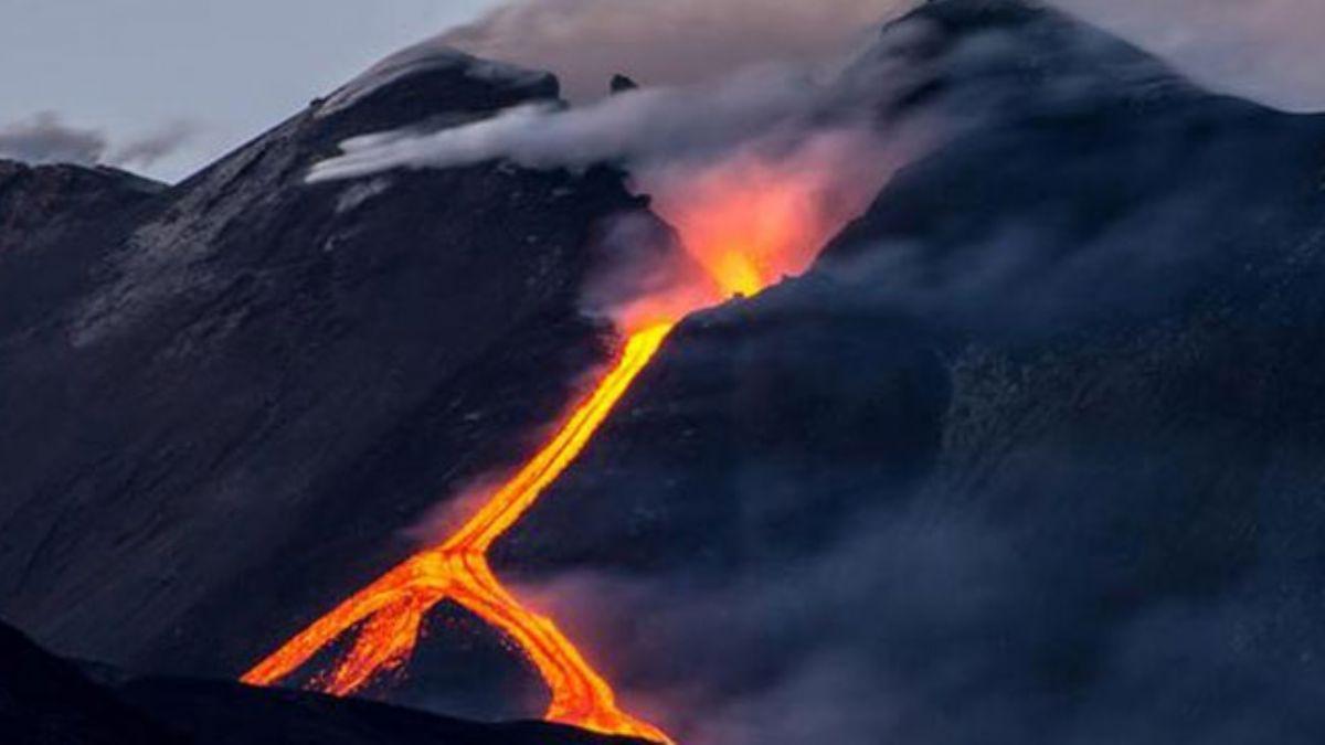 Meksika'daki Popocatepetl Yanarda iin alarm seviyesi ykseltildi