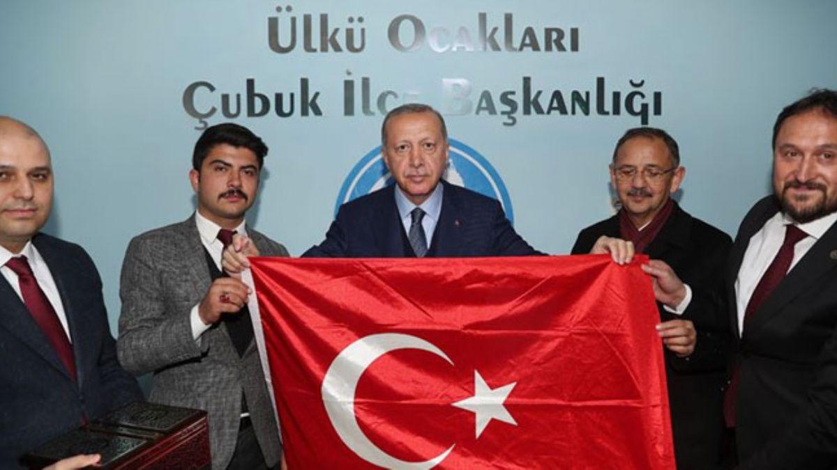 Cumhurbakan Erdoan, lk Ocaklar ubuk le Bakanln ziyaret etti