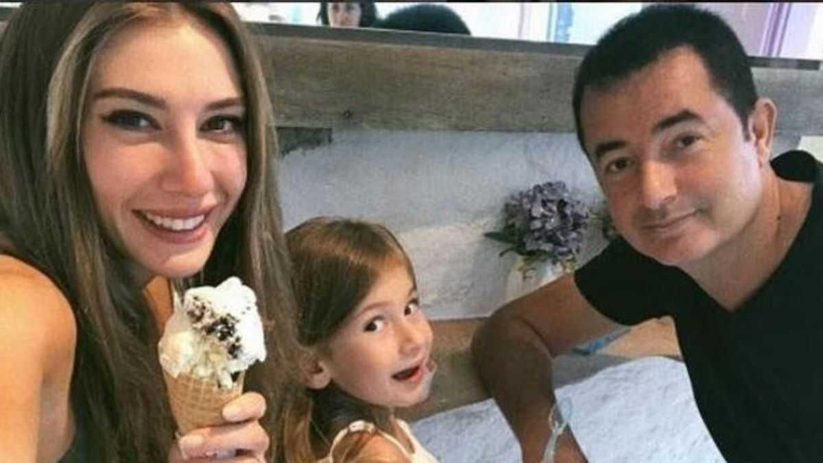 eyma Suba, kzyla ekilmi bir fotorafn Instagram'dan paylat