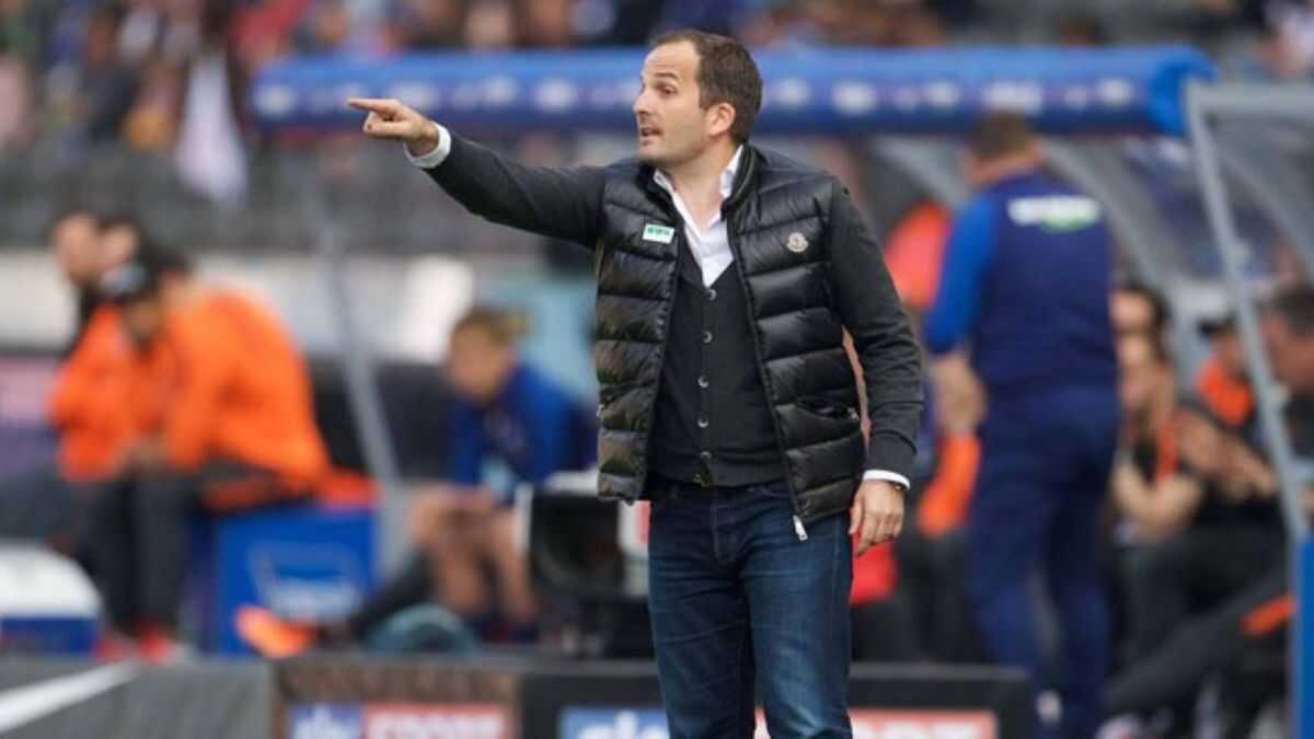 Augsburg'un hocas Manuel Baum'un grevine son verildi 
