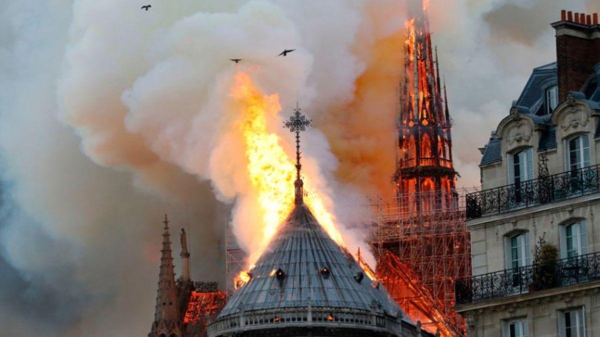 Philippe: Notre Dame iin mimarlara tasarm davetinde bulunacaz