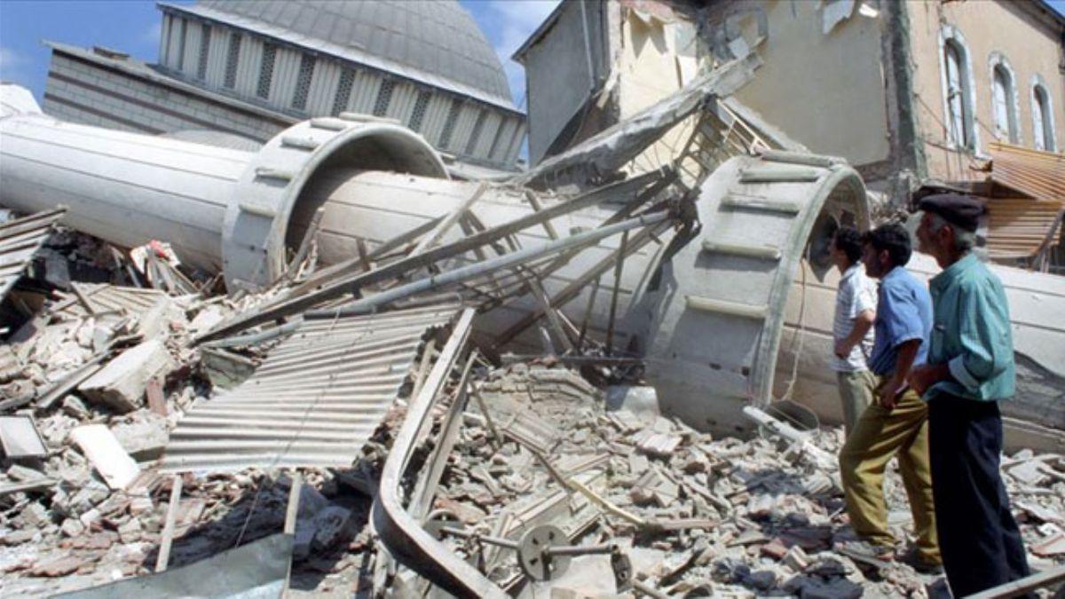 Trkiye 117 ylda 210 byk deprem yaad