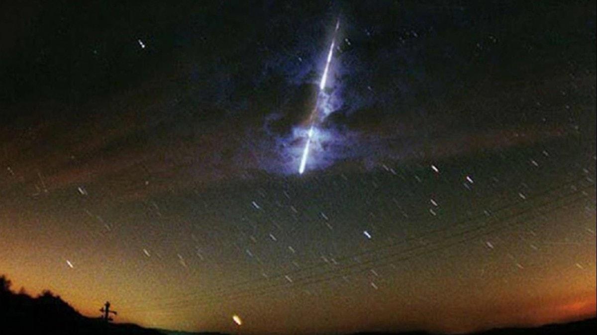 Trkiyeden izlenebilecek Lyrid meteor yamuru bu gece doruk noktasna ulaacak
