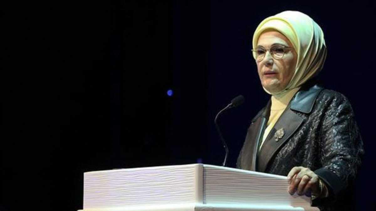 Emine Erdoan: Kronik hastalk seyri devam ederse hastaln penesinde kvranacaz  