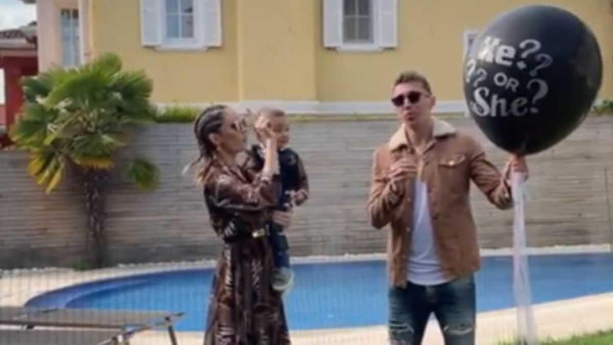Muslera ve Patricia Callegro'nun bebeinin cinsiyeti belli oldu