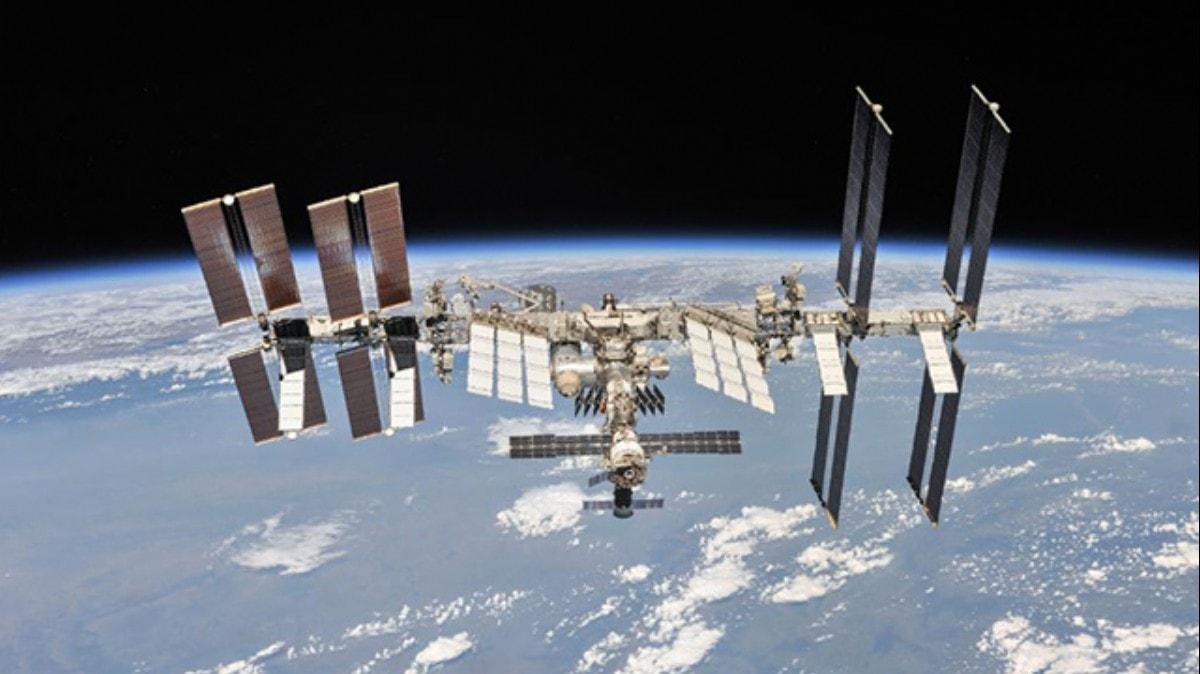 NASA: Uzay stasyonu'nda arza tespit ettik