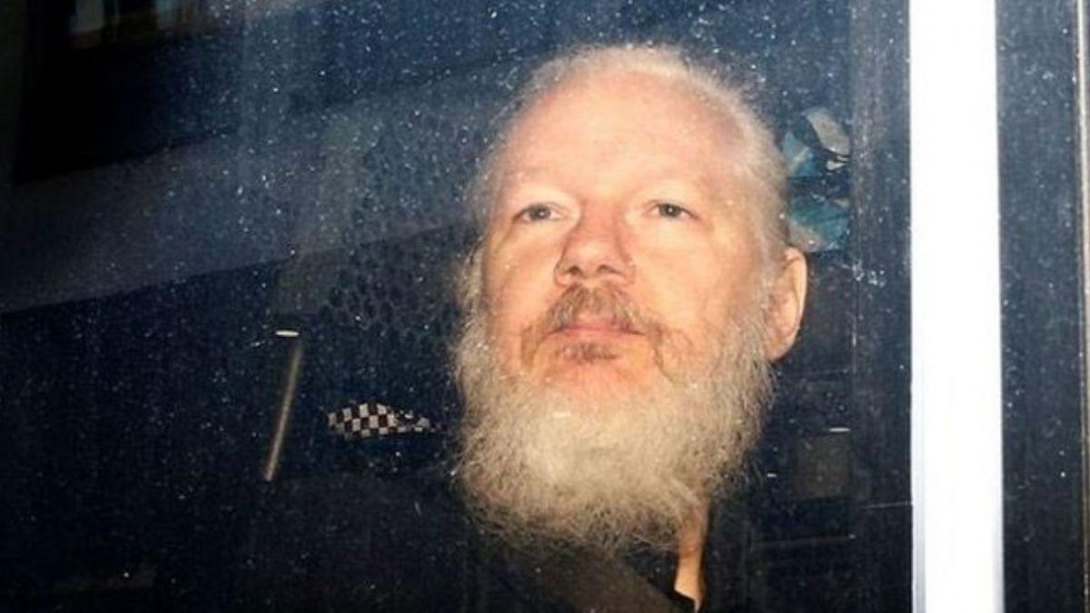 Wikileaks'in kurucusu Julian Assange'a 50 hafta hapis cezas