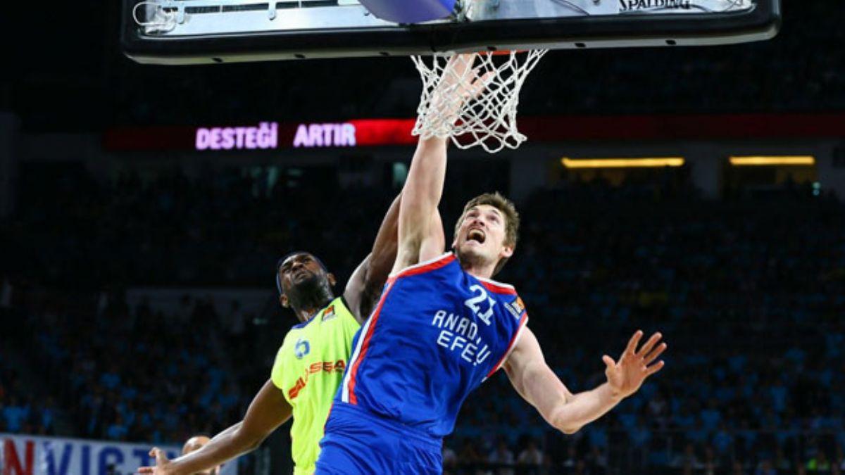 Anadolu Efes Final-Four'da