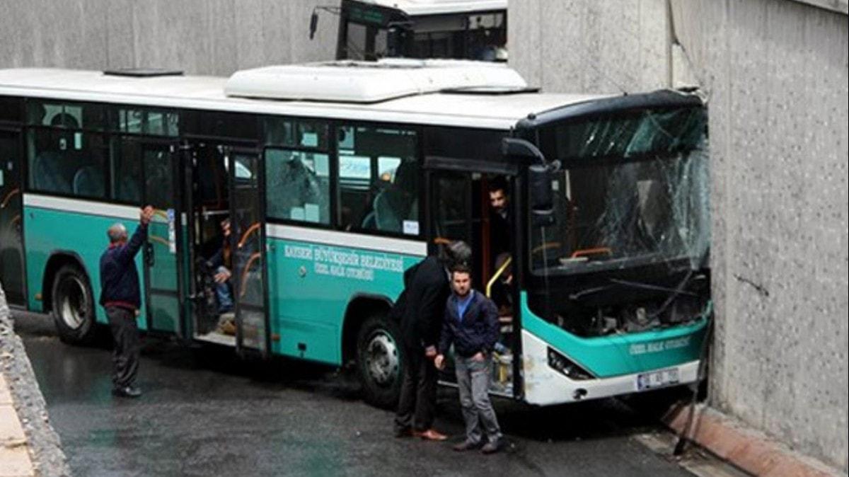 Kayseri'den son dakika haber: zel halk otobs alt geitte kaza yapt: 8 Yaral