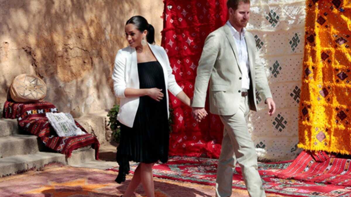 Prens Harry ve Meghan Markle çifti erkek bebek sahibi oldu