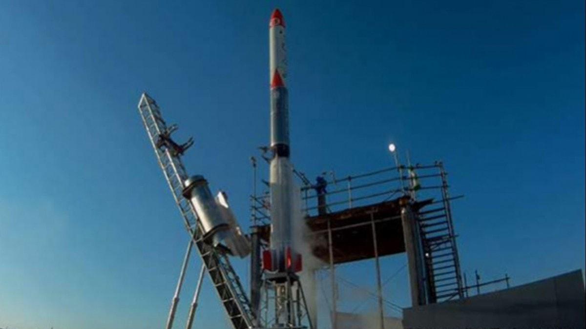 Japonya'nn zel roketi ilk kez uzaya ulat