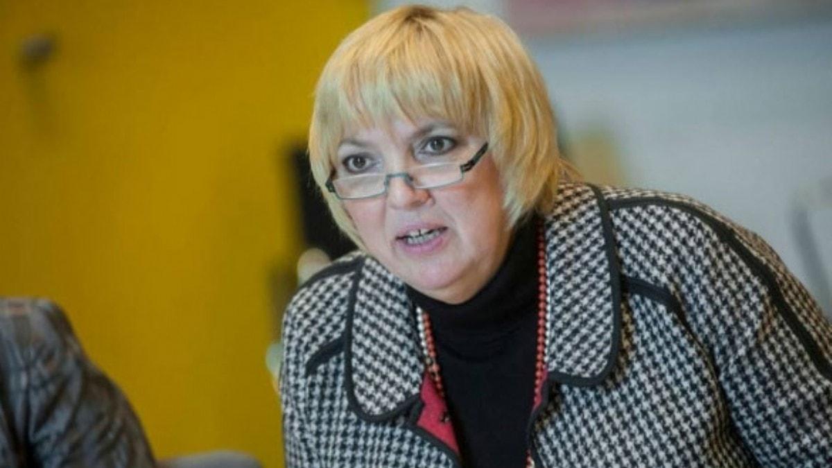 Claudia Roth'tan YSK'nn stanbul kararna ilikin skandal szler