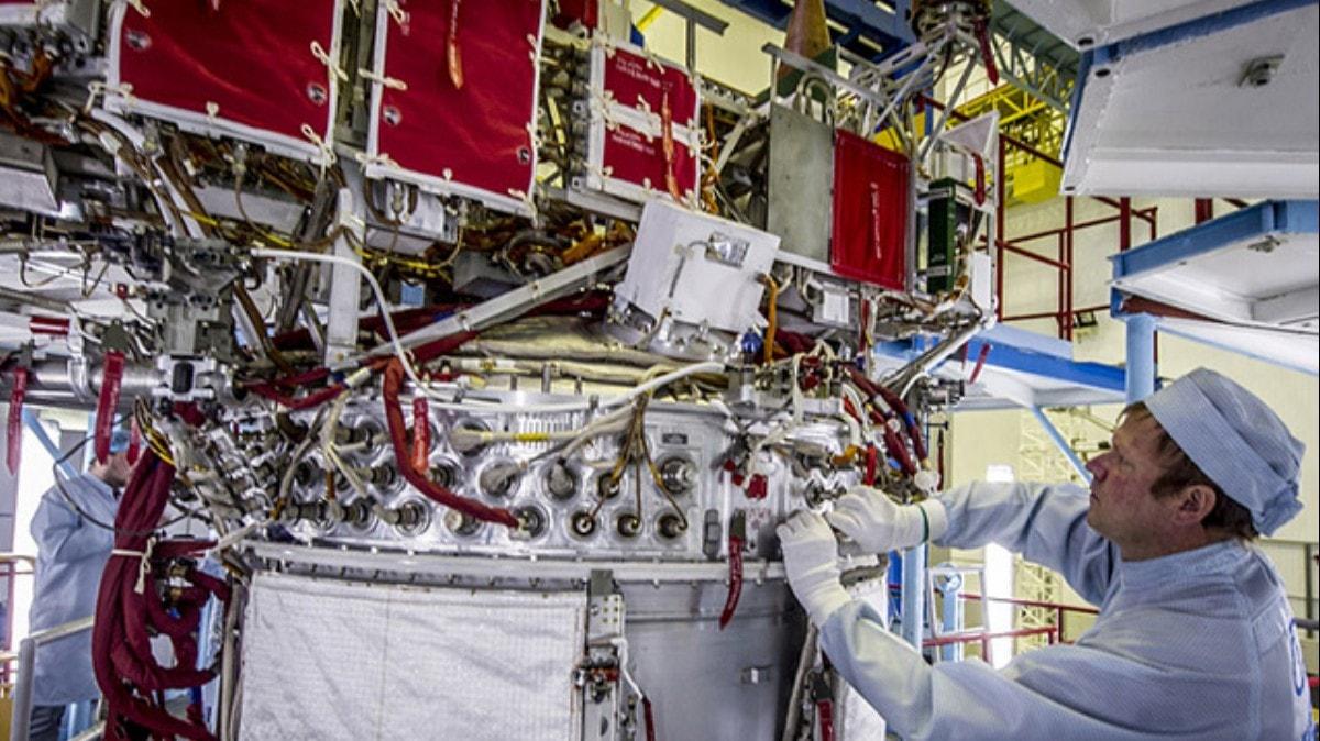 Be adet Glonass uydusu 2019da yrngesine gnderilecek