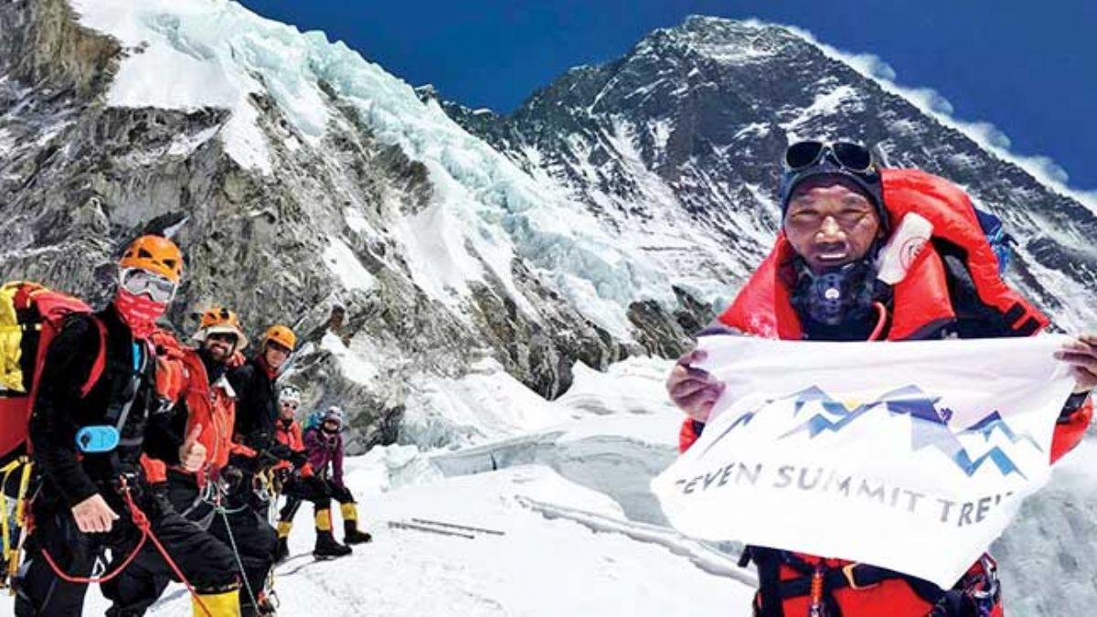 23. kez Everest'in zirvesinde
