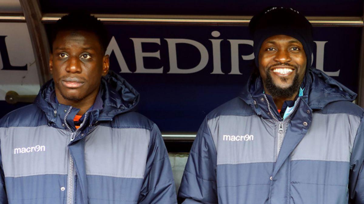 Medipol Baakehir'de Adebayor ve Demba Ba ile yollar ayrlyor