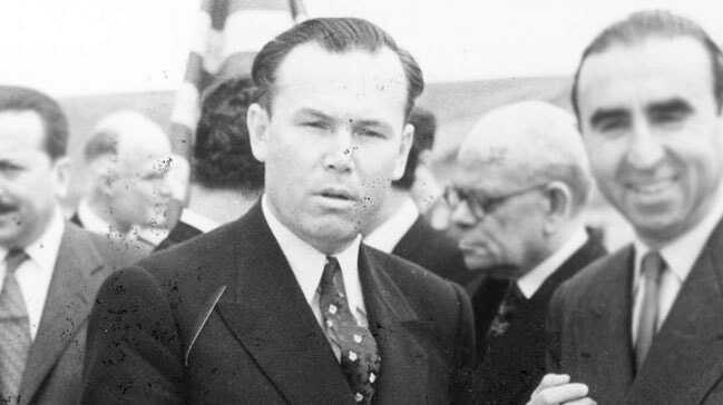Türk siyasetinin çalışkan ve beyefendi ismi: Hasan Polatkan