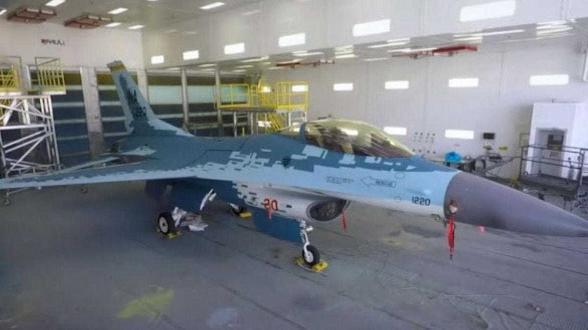 ABD, F-16 hayalet uan Rus Su-57 ua gibi boyad
