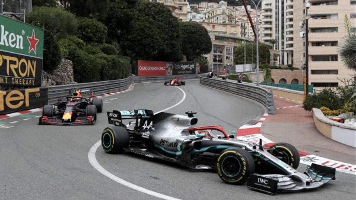 Monaco'da kazanan Lewis Hamilton