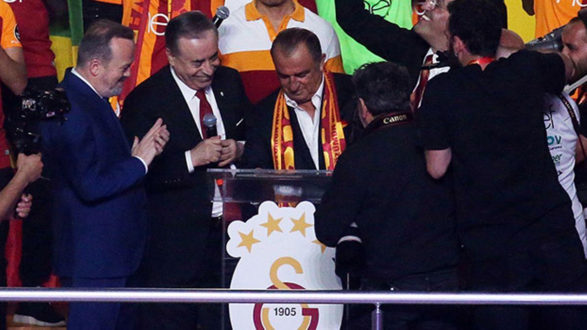 Fatih Terim'in Galatasaray'daki yeni szlemesinin detaylar ortaya kt