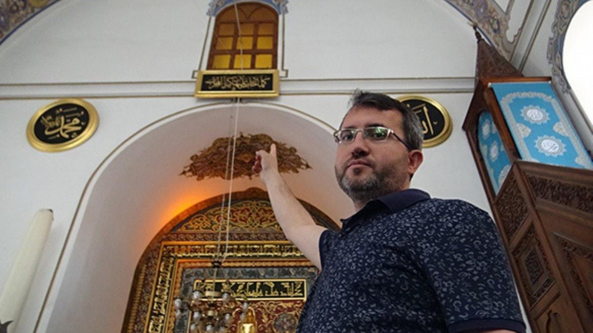 Bursa'da bulunan 650 yllk caminin st kat medrese