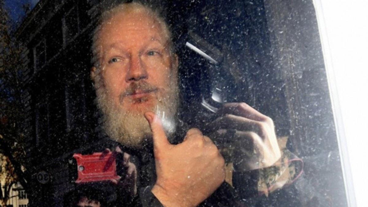 Assange salk nedenleriyle mahkemeye gidemedi